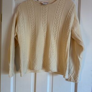 Talbots 100 % merino Cable Knit Sweater in Cream
